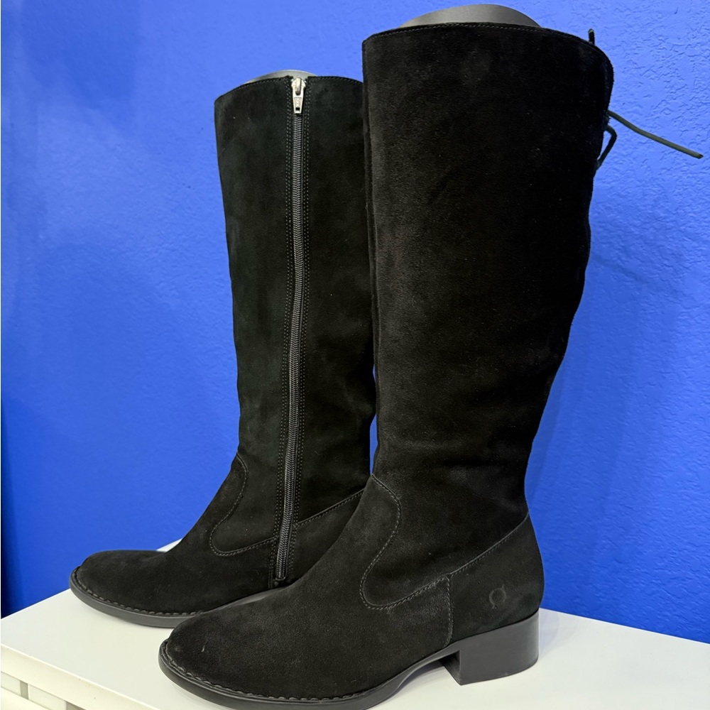 Born womens 8.5 knee-high widecalf Suede Boots